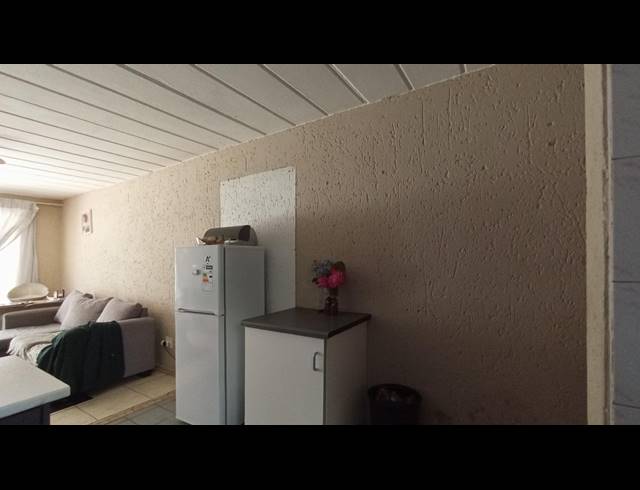 2 BEDROOM TOWNHOUSE FOR SALE IN UNION